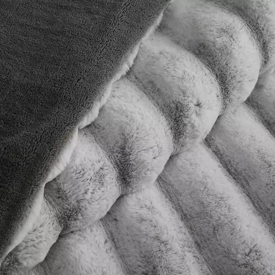 Frye 4" Jacquard Channel Luxury Faux Fur Comforter 3 Piece King Set, Reversible