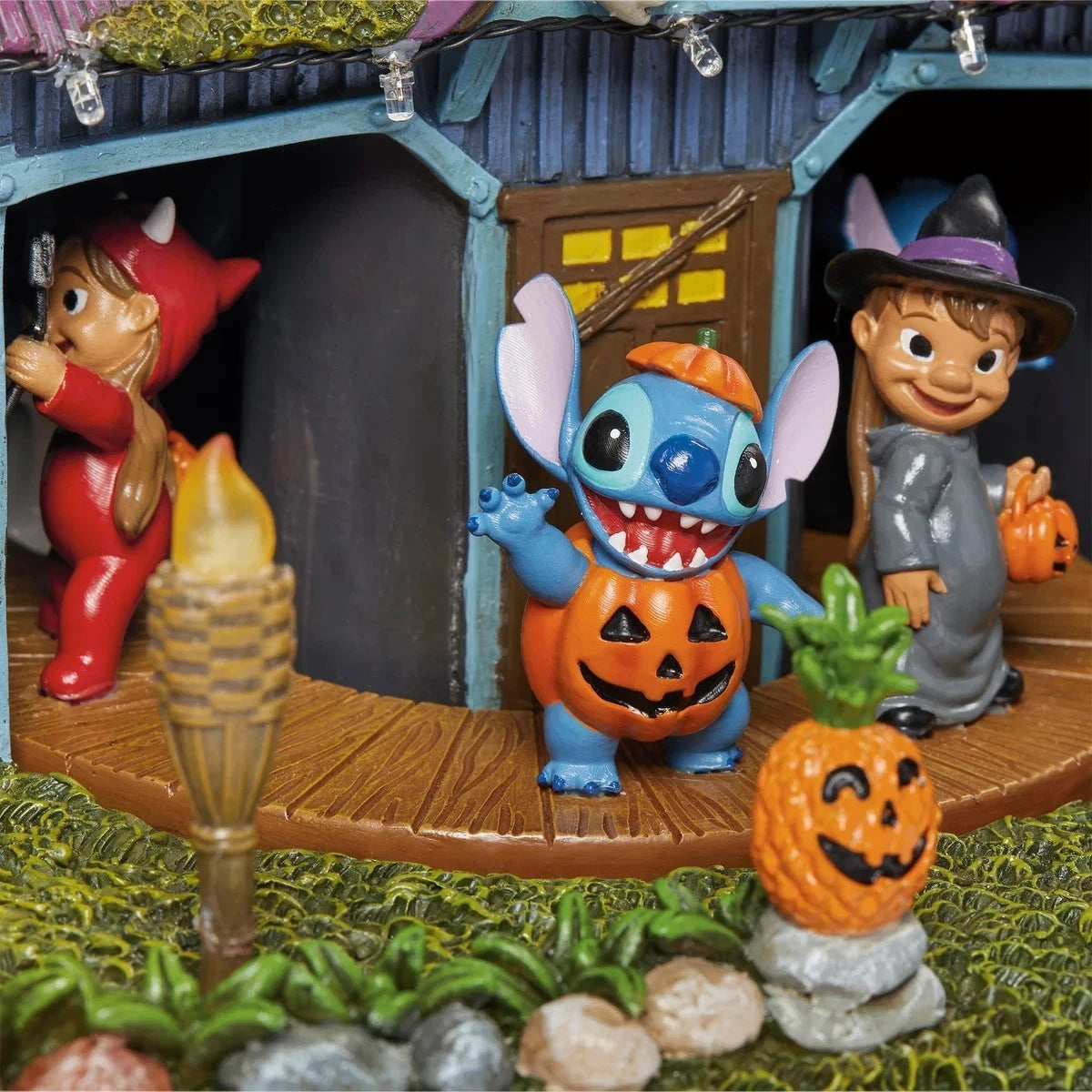 Disney Animated Stitch Halloween House w/Lights & Music, Lilo & Stitch 1784956